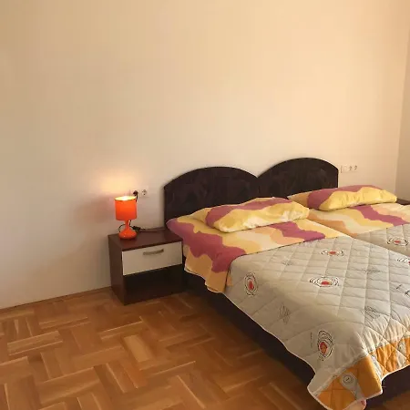 Filip Apartment *